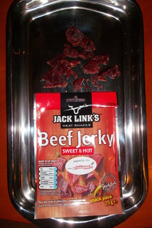 sušené maso Beef Jerky Sweet & Hot